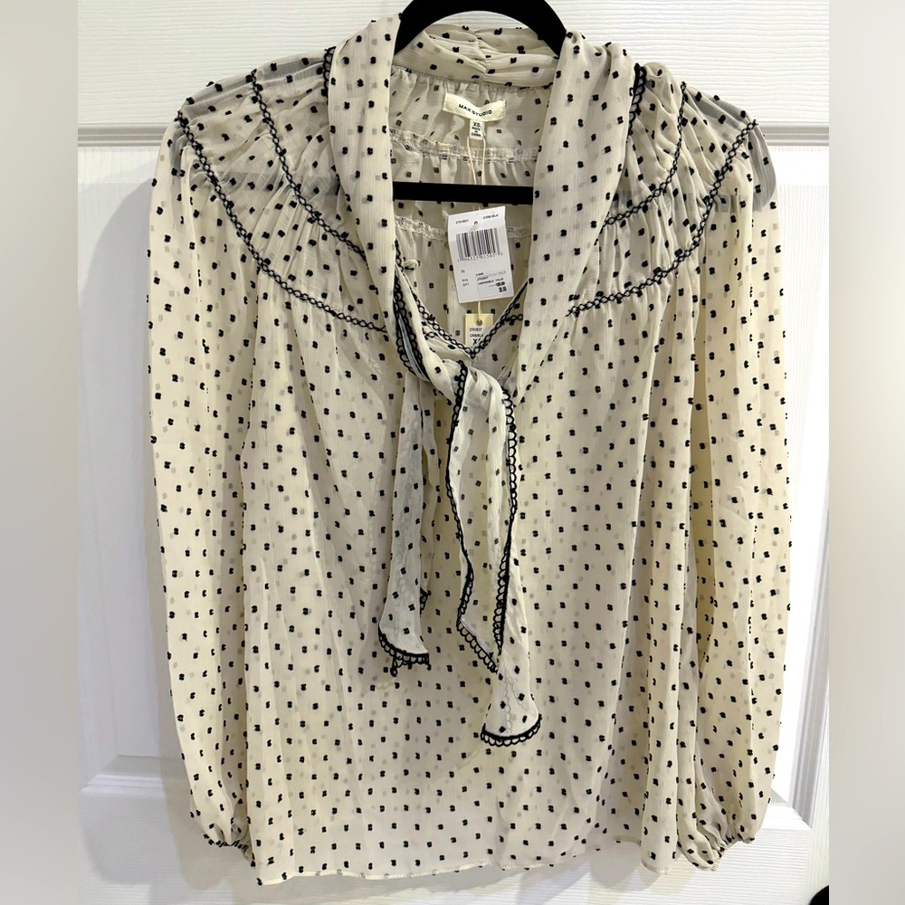Max Studios XS Black and White Blouse. New with tags.